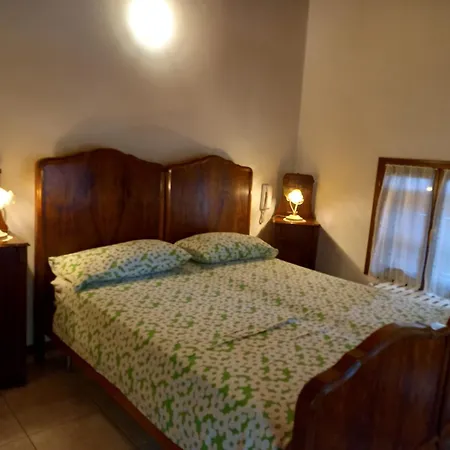 La Tana Delle 8 Lepri فندق مبيت وإفطار